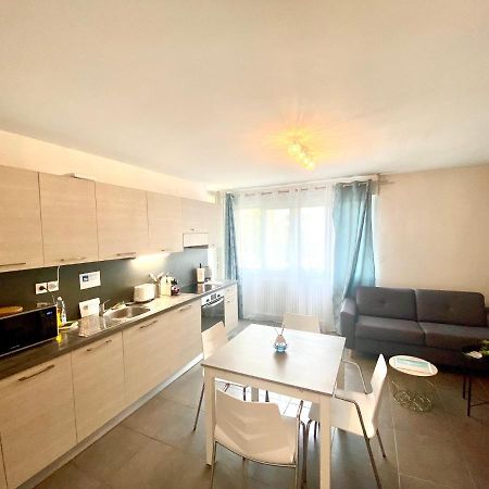 SOBNB- ROMAGNY Appartement 6 personnes proche centre Annemasse Extérieur photo