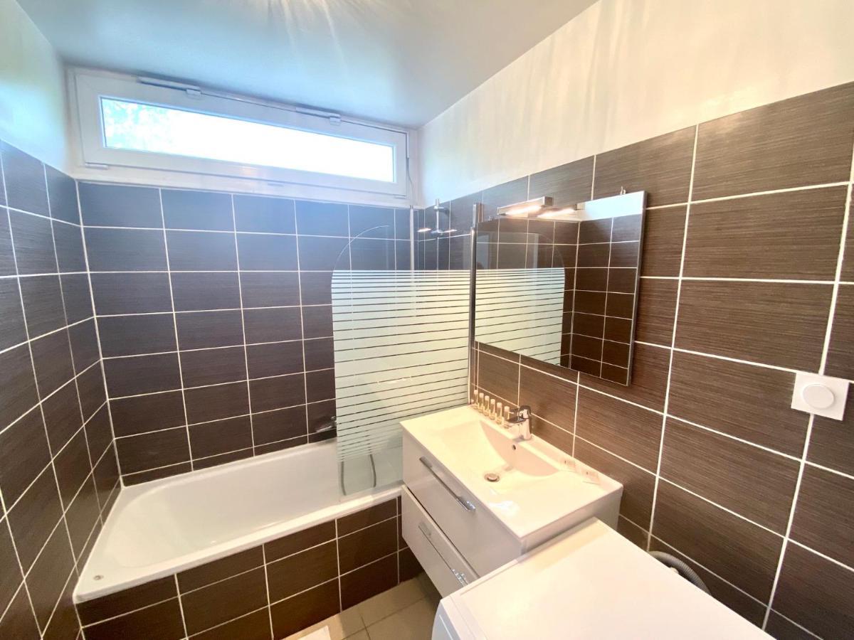 SOBNB- ROMAGNY Appartement 6 personnes proche centre Annemasse Extérieur photo